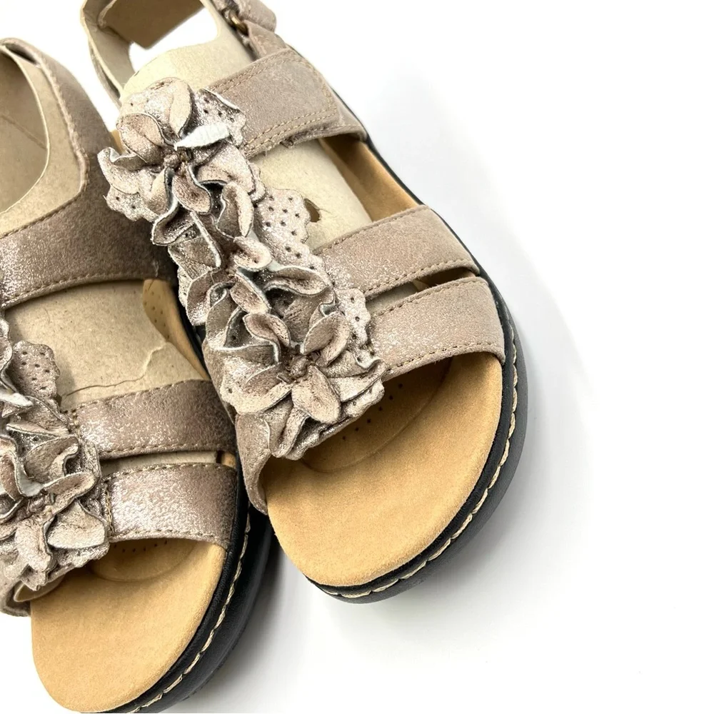 Clarks Size 6.5 Metallic Taupe Bronze‎ Floral T-Strap Wedge Sandals Shoes